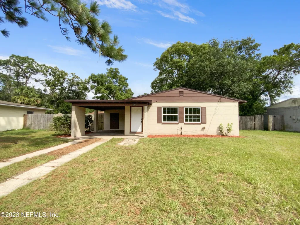 6231 Commodore Drive Jacksonville FL 32244