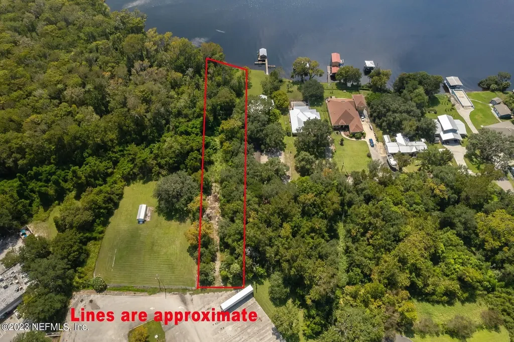 227 S Highway 17 East Palatka FL 32131