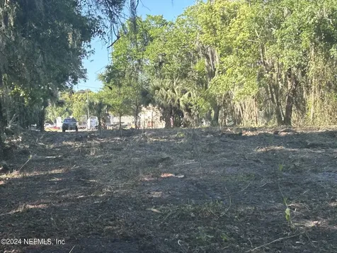 227 S Highway 17 East Palatka FL 32131