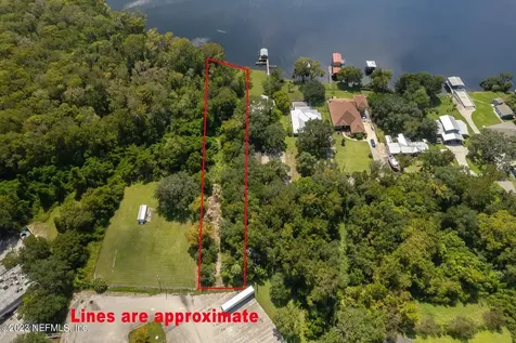 227 S Highway 17 East Palatka FL 32131