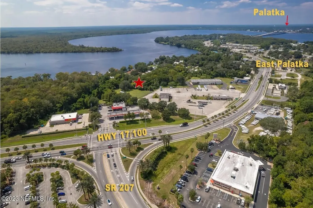 227 S Highway 17 East Palatka FL 32131