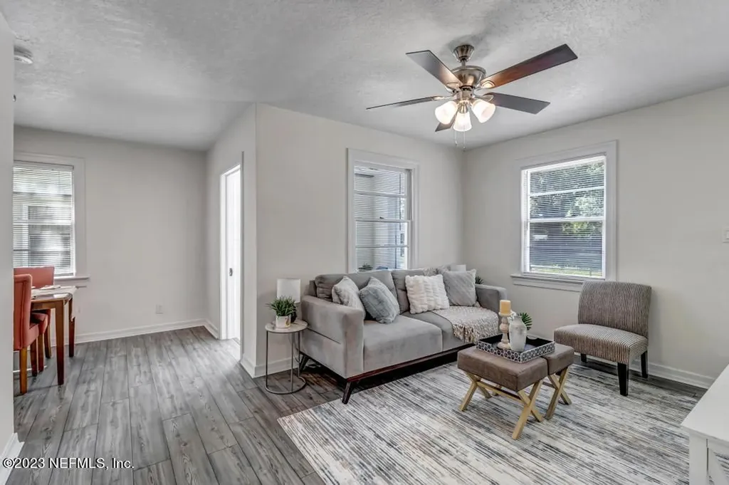225 W 39th Street Jacksonville FL 32206