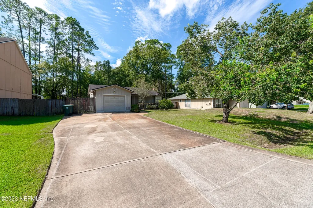 4998 Azure Street Jacksonville FL 32258