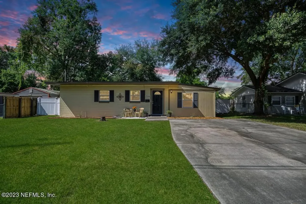 1706 Friar Road Jacksonville FL 32211