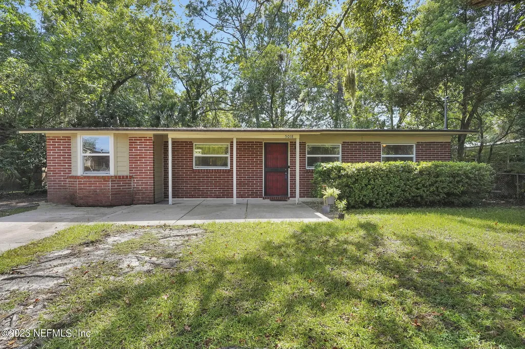 5018 Dostie Drive S Jacksonville FL 32209