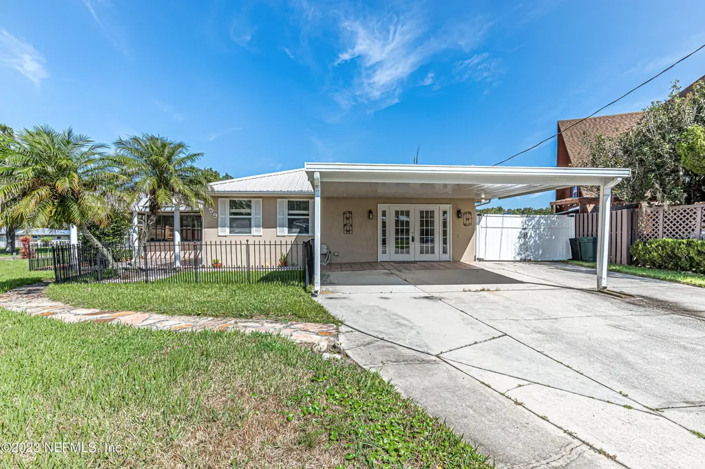 139 Palm Trail East Palatka FL 32131