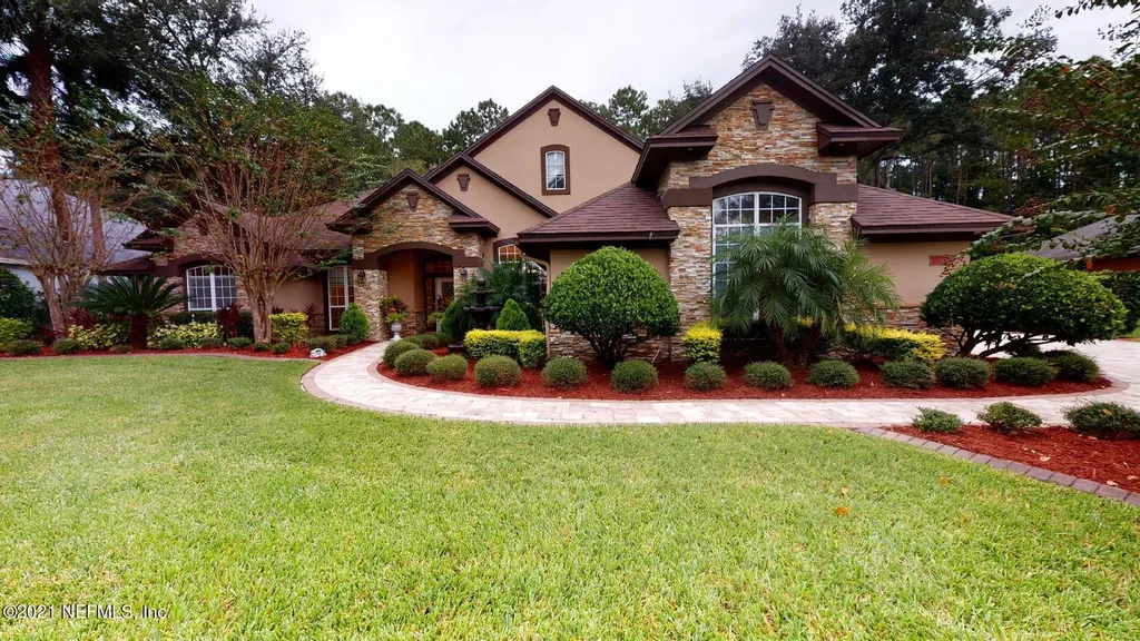 7911 Vineyard Lake Road N Jacksonville FL 32256