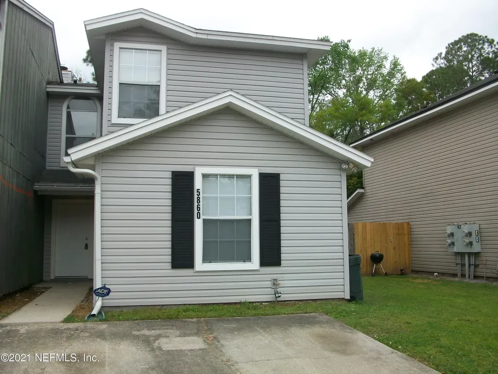 5860 Liska Drive Jacksonville FL 32244
