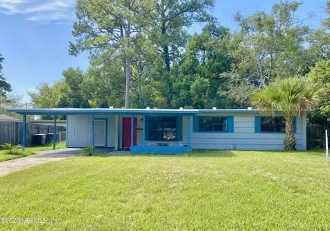 6936 Cherbourg Avenue N Jacksonville FL 32205