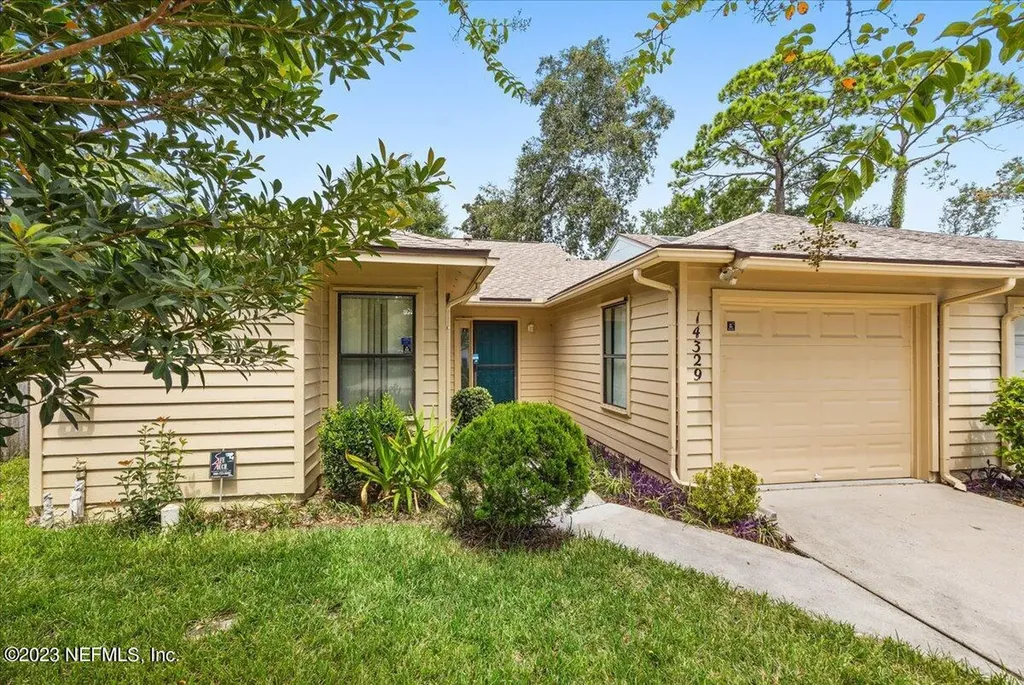14329 Coral Reef Drive S Jacksonville FL 32224