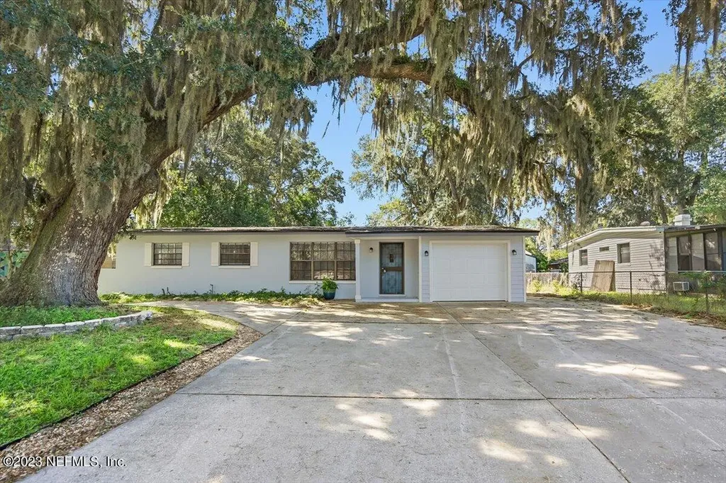 8014 Patou Drive S Jacksonville FL 32210