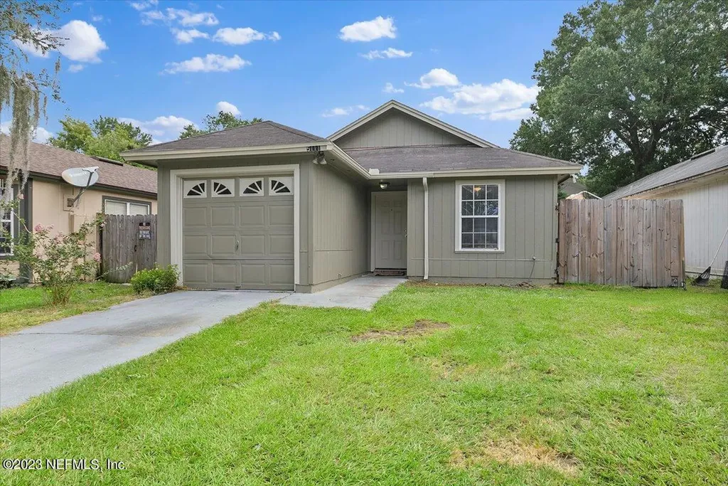 5111 Somerton Court Jacksonville FL 32210