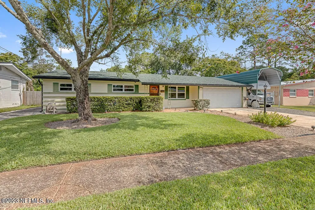 8629 Sanlando Avenue Jacksonville FL 32211