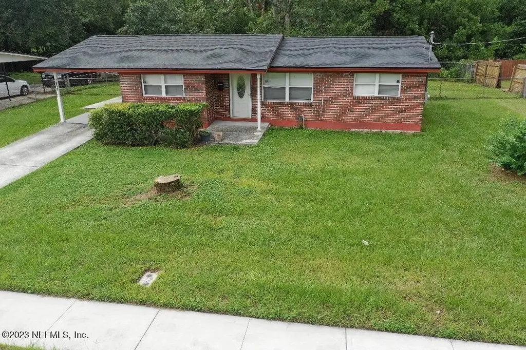 7917 Lake Park Drive Jacksonville FL 32208