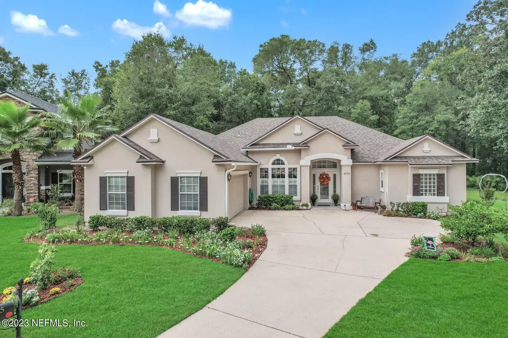 3575 Crescent Point Court Green Cove Springs FL 32043