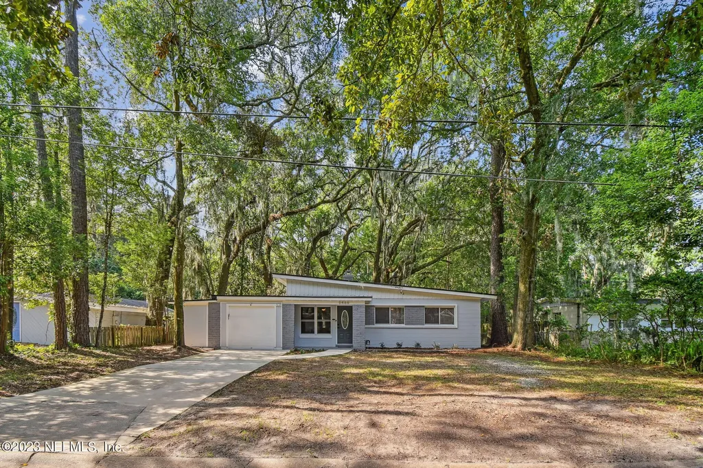 5466 Keystone Drive S Jacksonville FL 32207