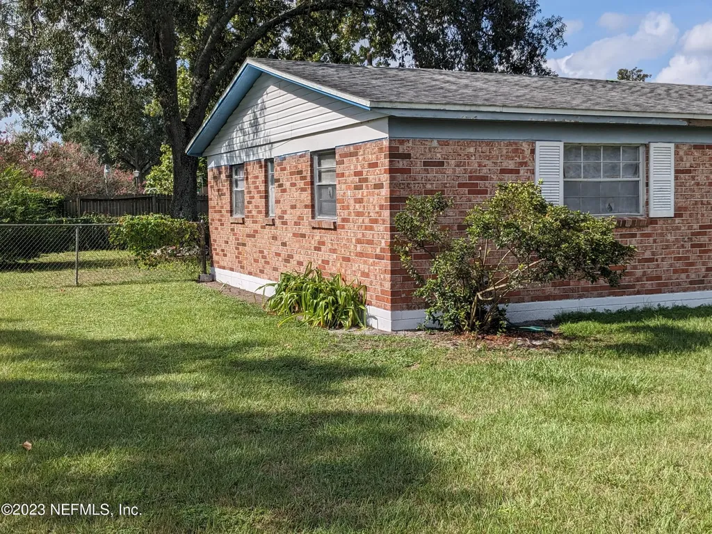 8158 Galaxie Drive Jacksonville FL 32244