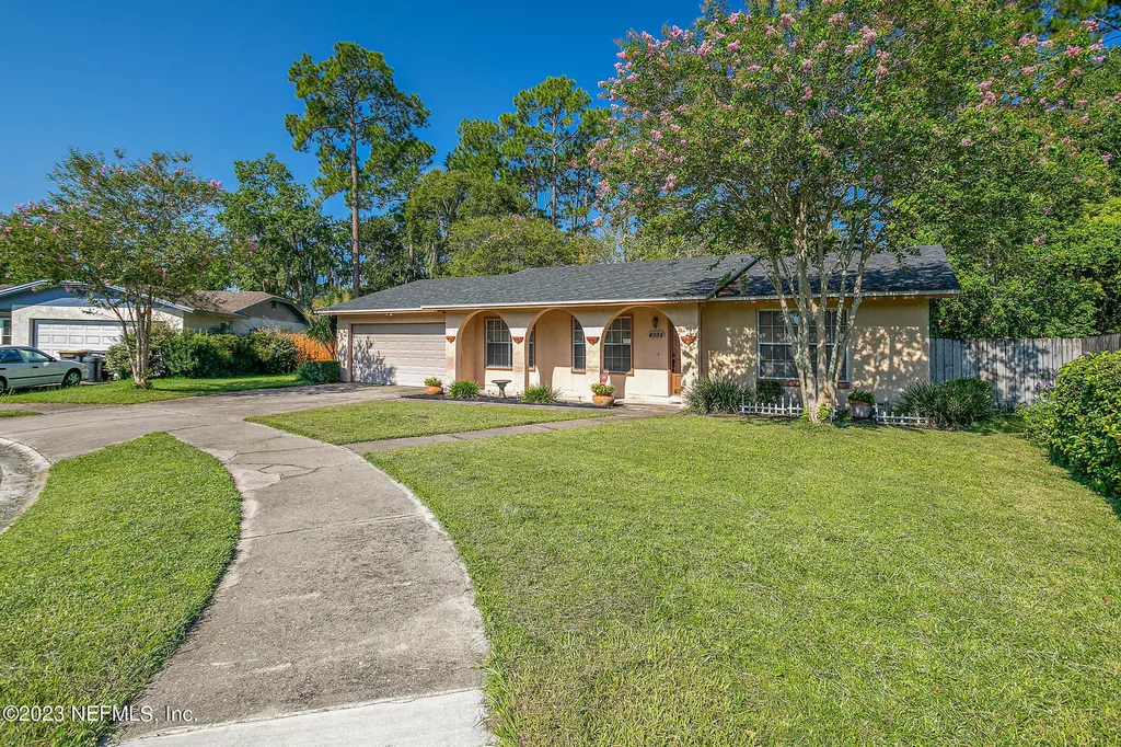 4984 Pine Cone Court Jacksonville FL 32210