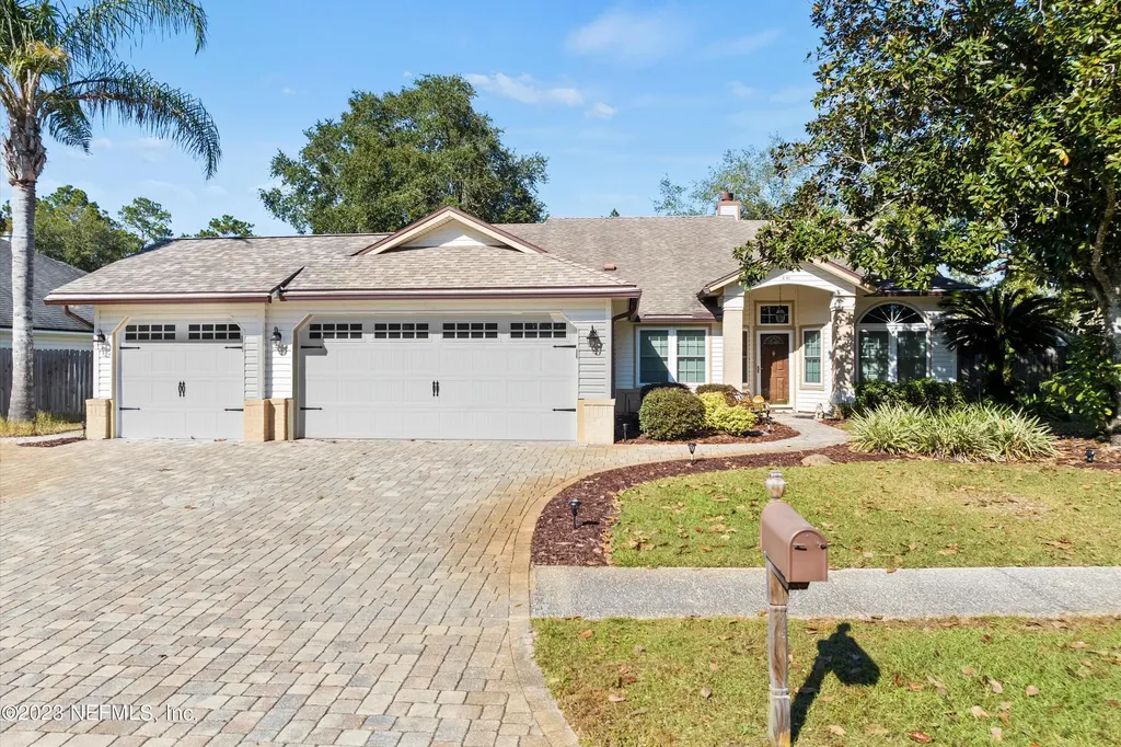 9165 Camshire Drive Jacksonville FL 32244