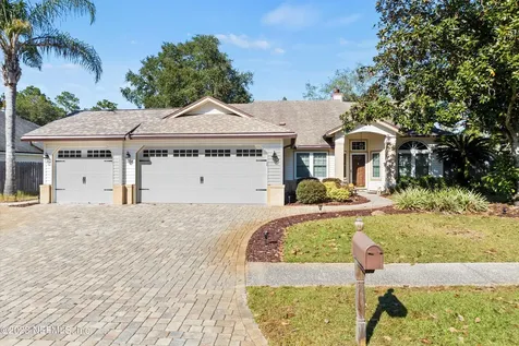 9165 Camshire Drive Jacksonville FL 32244