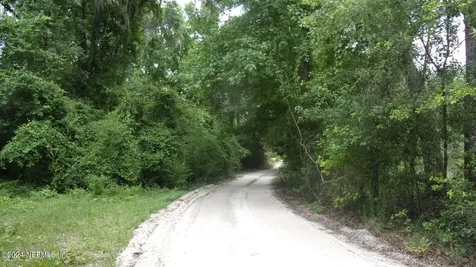 141 Crosby Road Florahome FL 32140