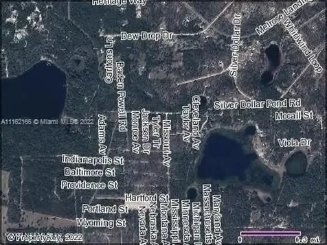 211-215 Missouri Avenue Hawthorne FL 32640