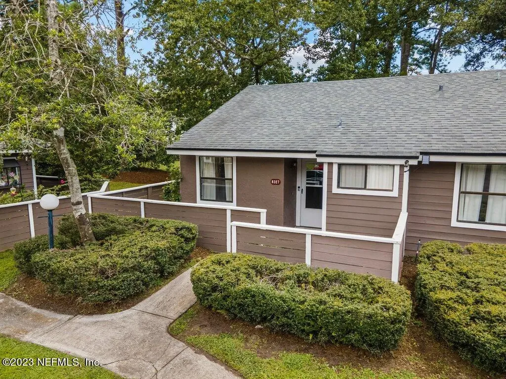 8327 Westover Court Jacksonville FL 32244
