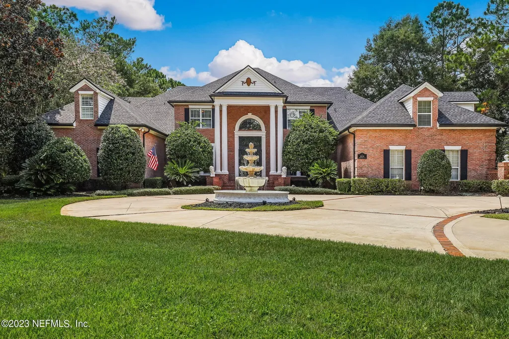 10134 Courtyards Place W Jacksonville FL 32256