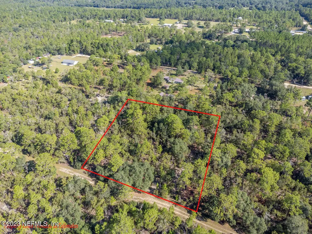 699 Cousintown Road Interlachen FL 32148