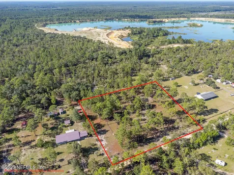 115 Cornelio Alley Interlachen FL 32148