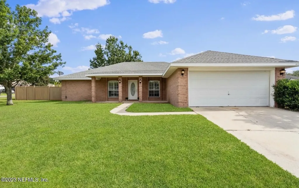 1879 Creekview Drive Green Cove Springs FL 32043