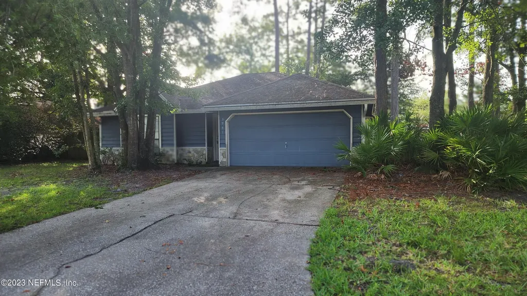 3951 Hunters Lake Circle W Jacksonville FL 32210