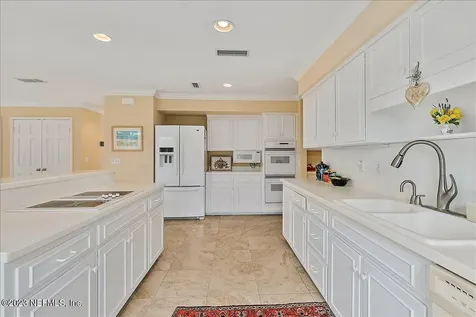 16 La Vista Drive Ponte Vedra Beach FL 32082