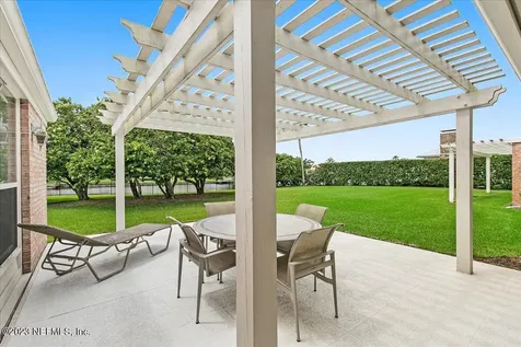 16 La Vista Drive Ponte Vedra Beach FL 32082