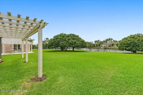 16 La Vista Drive Ponte Vedra Beach FL 32082