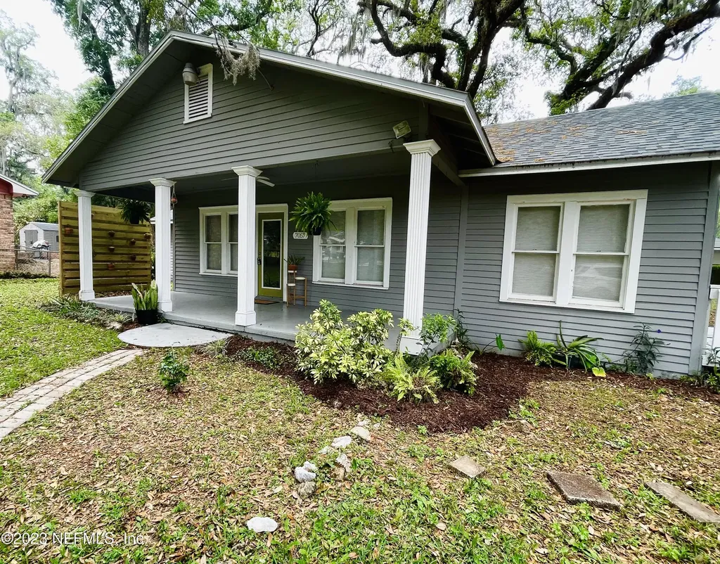 7057 Oakwood Drive Jacksonville FL 32211