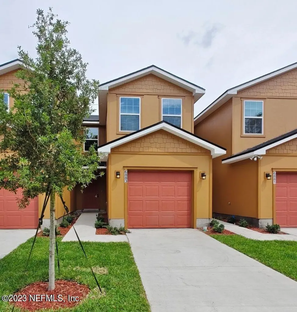 6883 Lake Mist Lane Jacksonville FL 32210
