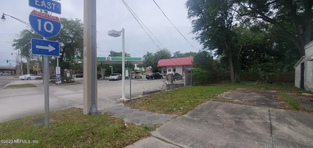 2363 Gilmore Street Jacksonville FL 32204