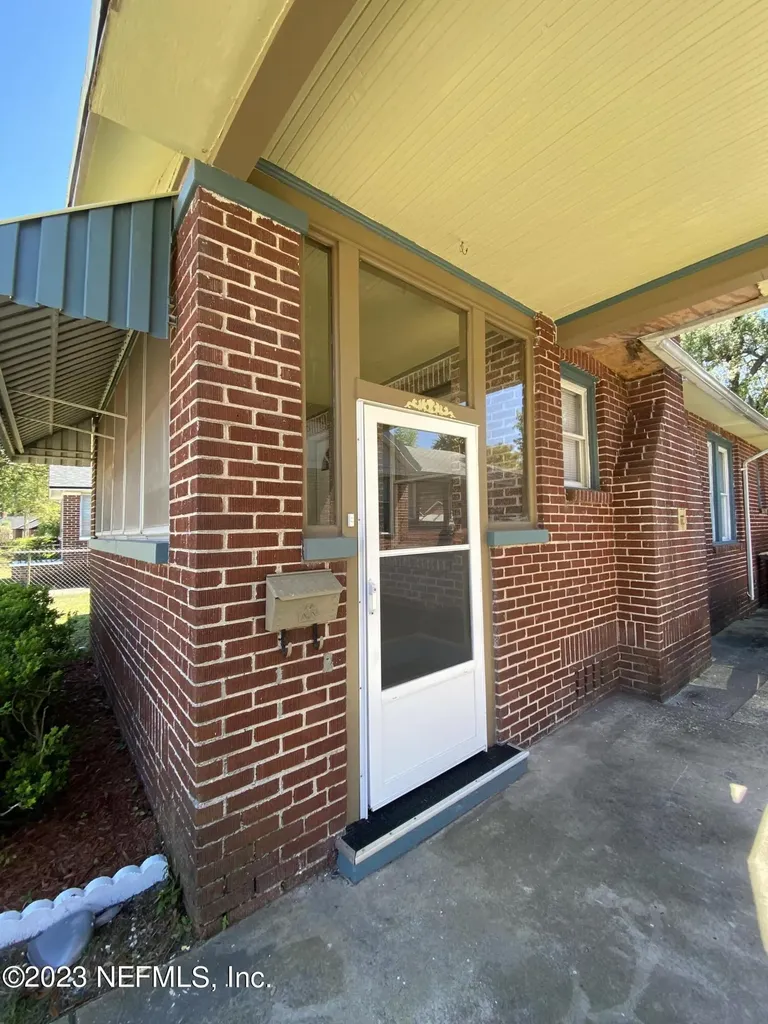 6540 Sapphire Drive Jacksonville FL 32208