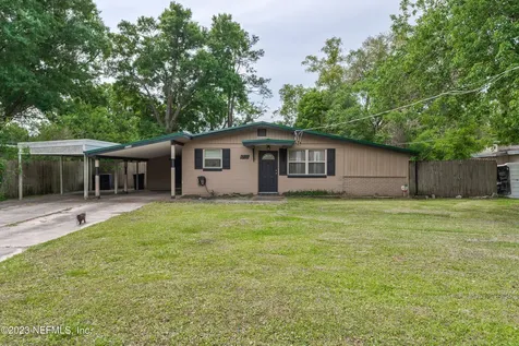 6722 Peter Rabbit Drive N Jacksonville FL 32210