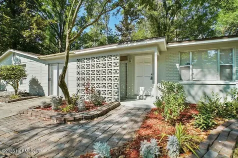 6860 La Paz Court Jacksonville FL 32244