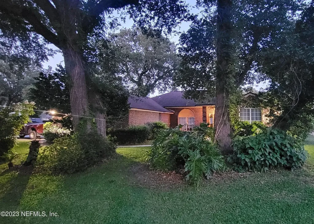 15811 Jim Court Jacksonville FL 32218