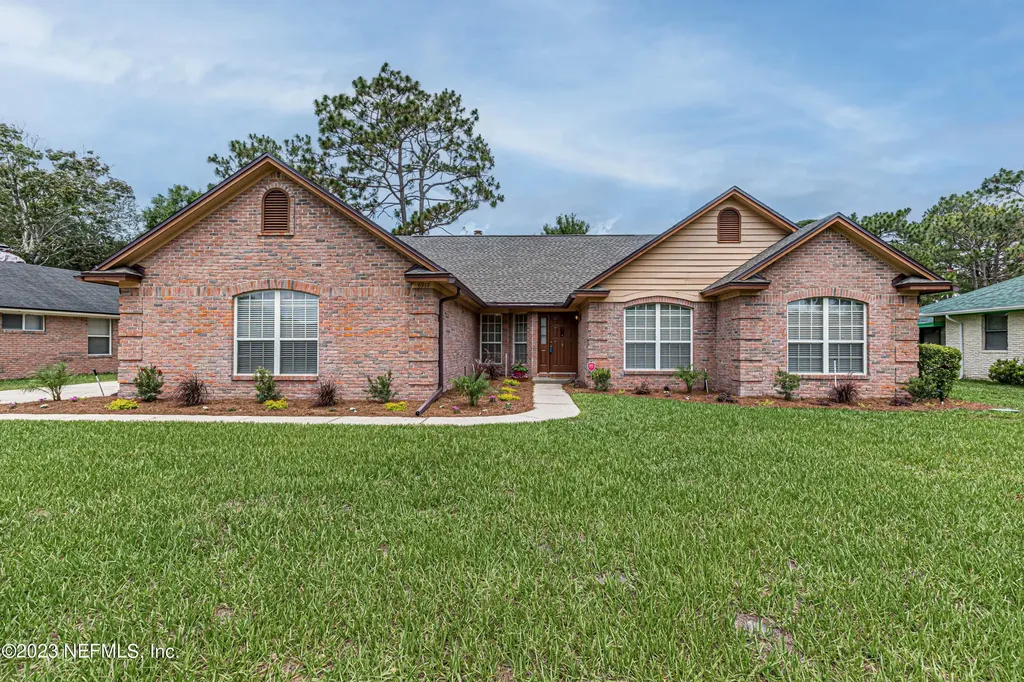 8917 Camshire Drive Jacksonville FL 32244