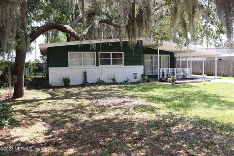 804 N Pine Avenue Green Cove Springs FL 32043