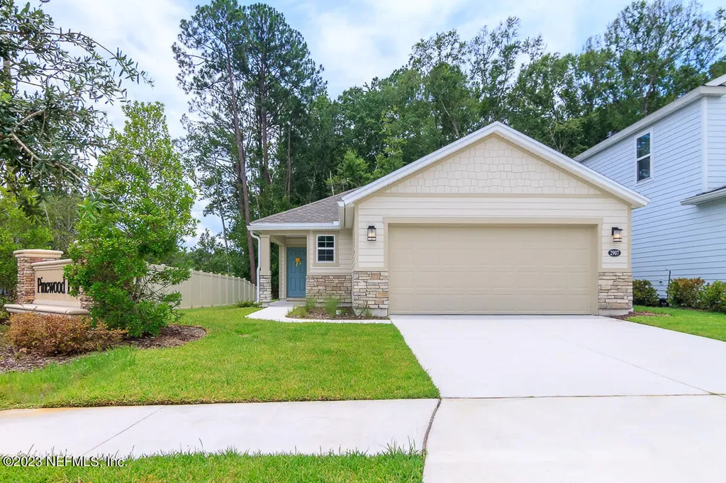 2907 Lucille Lane Middleburg FL 32068