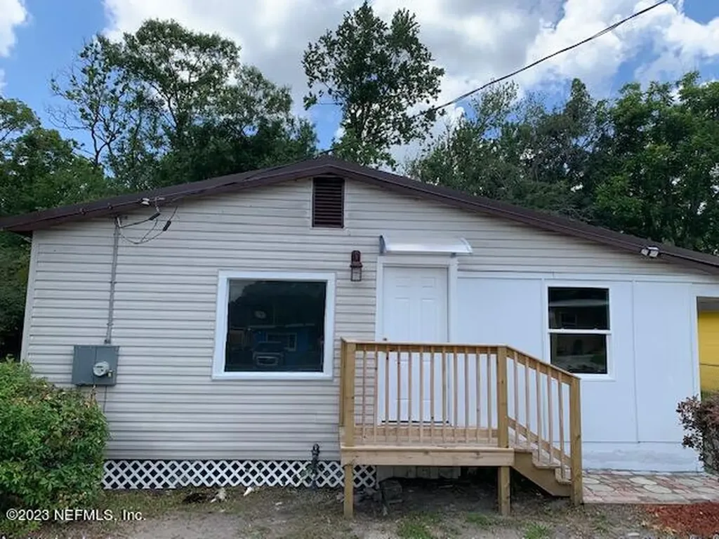 2274 W 13th Street Jacksonville FL 32209