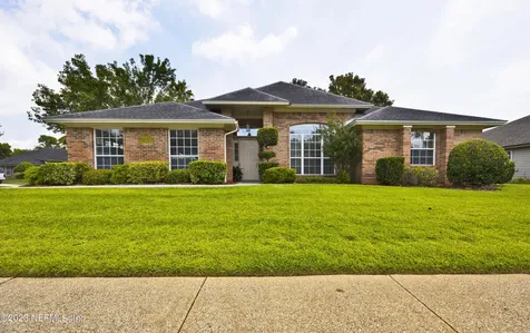 4543 Rocky River Road W Jacksonville FL 32224
