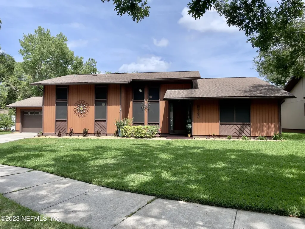 9743 Sharing Cross Court Jacksonville FL 32257