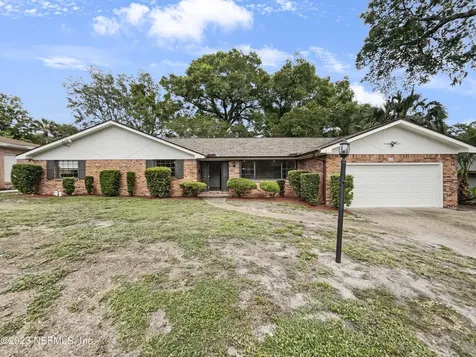 935 Park Forest Lane Jacksonville FL 32211