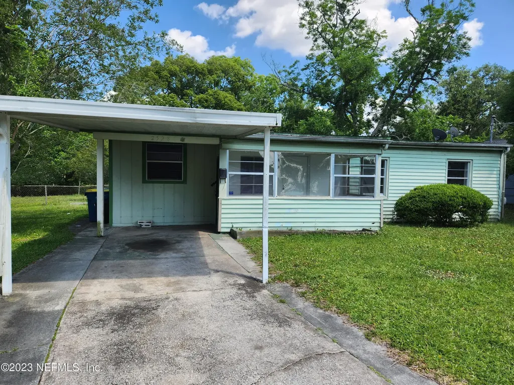 2528 Petunia Street Jacksonville FL 32209